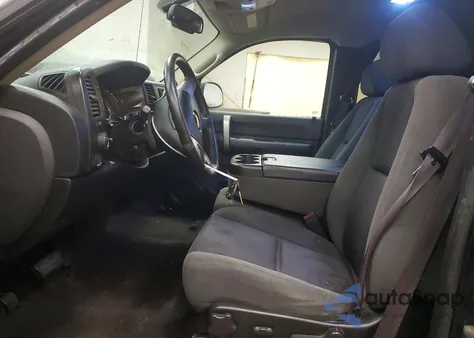 2009 Chevrolet Silverado K1500 Lt z USA, uszkodzony, nr VIN 1GCEK29029Z295545